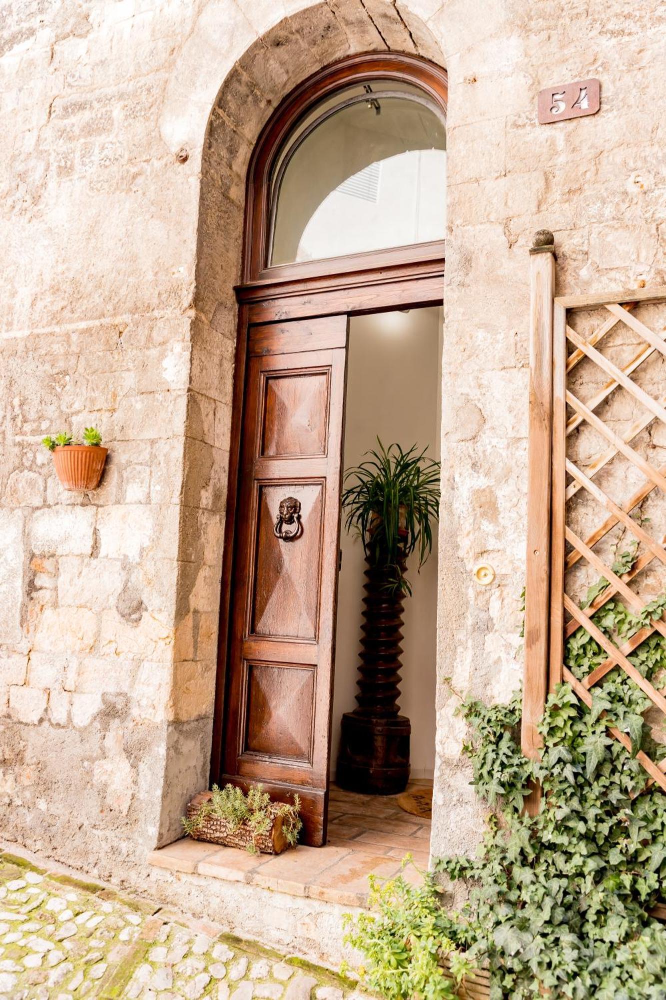 Appartamento In Centro Via Porta Fuga Spoleto Buitenkant foto